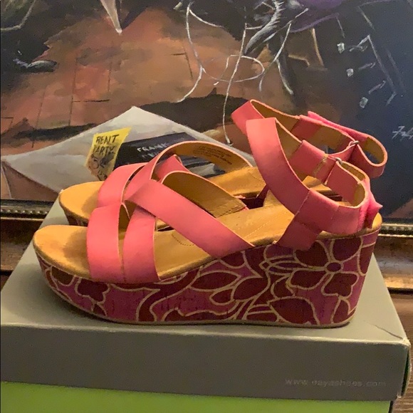 Nappa Leather wedged heel platform sandal - Picture 4 of 4